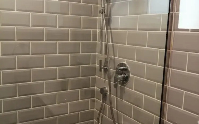 One-bedroom With Lagoon View Balcony