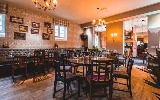 The Dog and Doublet Inn