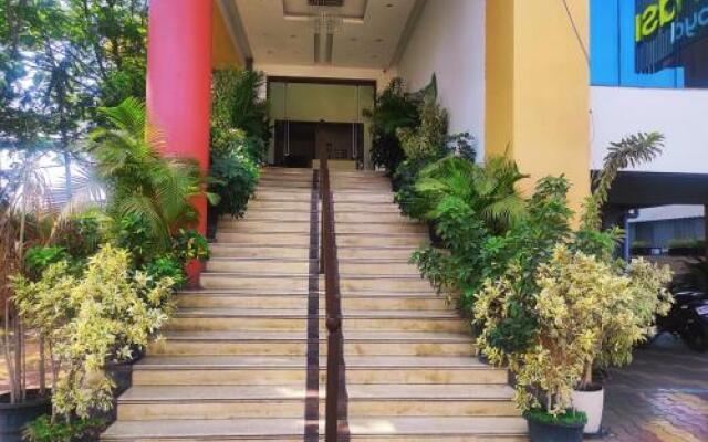 Hotel Manasi Royal