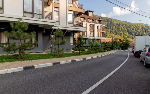 Море апартаментов на Турчинского 10