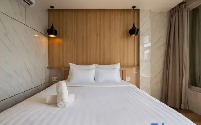 Lá Hotel Q10