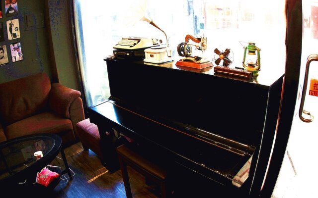 Time House Chain Hualien Train Station Hostel
