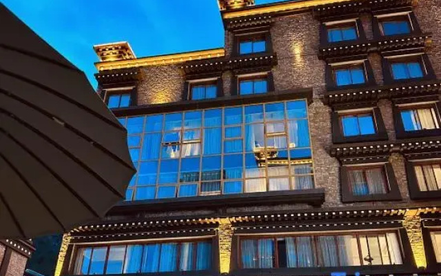 Huajing Wenlan Hotel