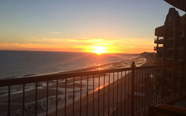 Sonoran Sky 3BR 802 Upper Sky by Casago