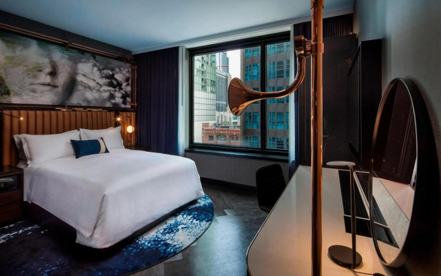 Hotel EMC2, Autograph Collection