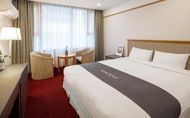 Hotel Homefourest