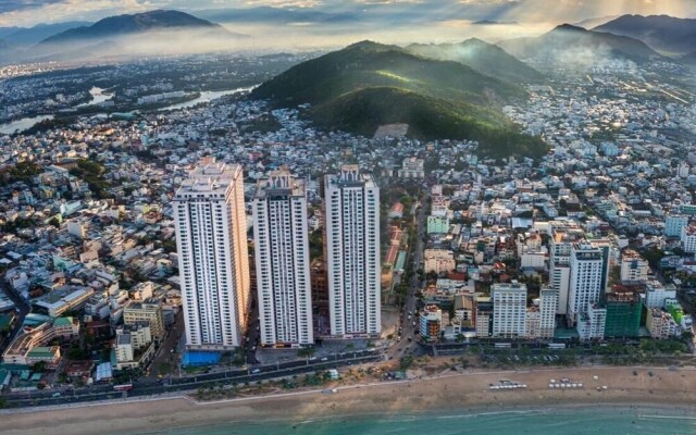 Iseaview Nha Trang Beach Apartment