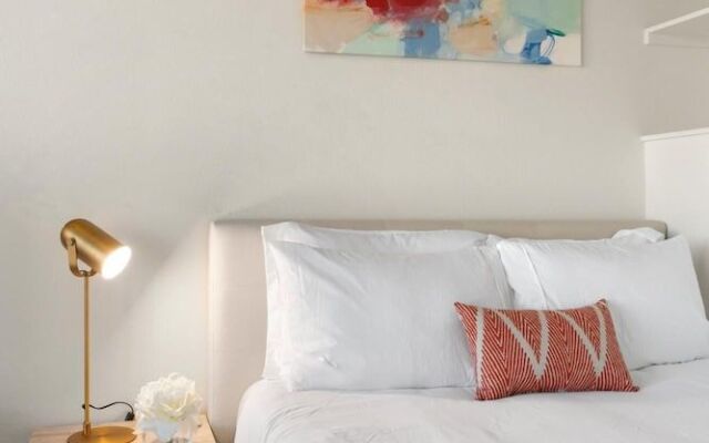 Arlington | Designer Studio Apartment