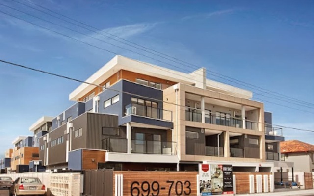 Modern Inner West Stay