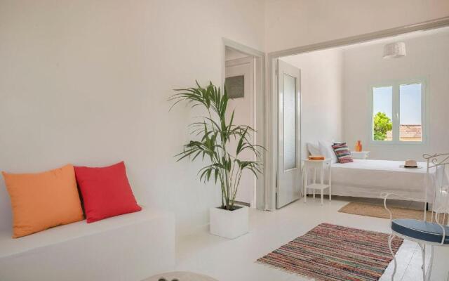 Bohemian Nest - Cheerful 2-Bedroom Villa with pool