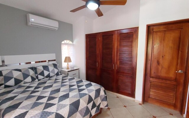 Great 4 Bedroom Getaway Villa With Large Private Pool