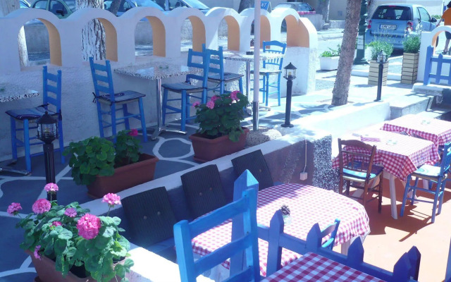 Lefkothea Hotel