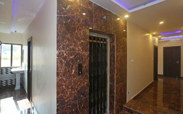 OYO 4589 Hotel City heart
