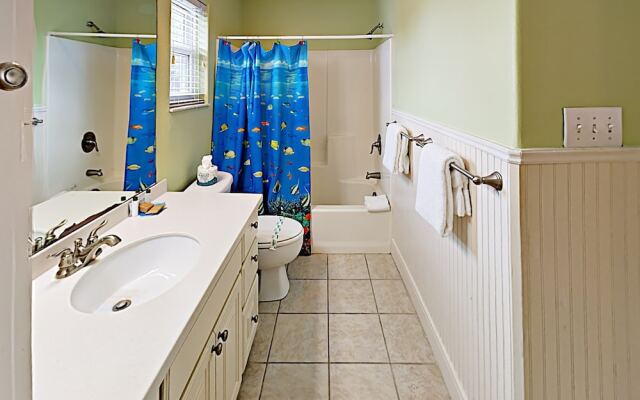 Spinnaker House - Four Bedroom Home