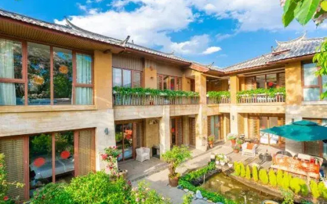 Lijiang Zuihuatang Inn (Shuhe Ancient Town)