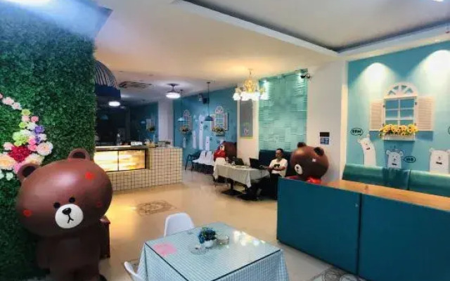 Ding'an Xiong Theme Xiangshan Hotel