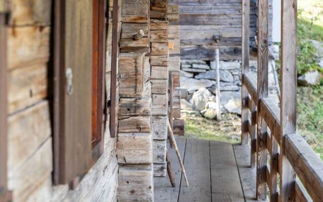 Lovely Chalet in Matrei in Osttirol With Mountain View