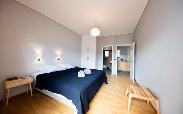Heyden Entire Super Modern Minimal Flat