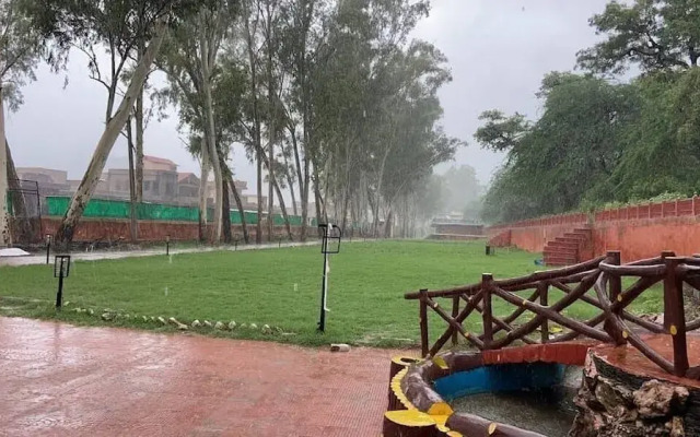 Tiger Club Resort