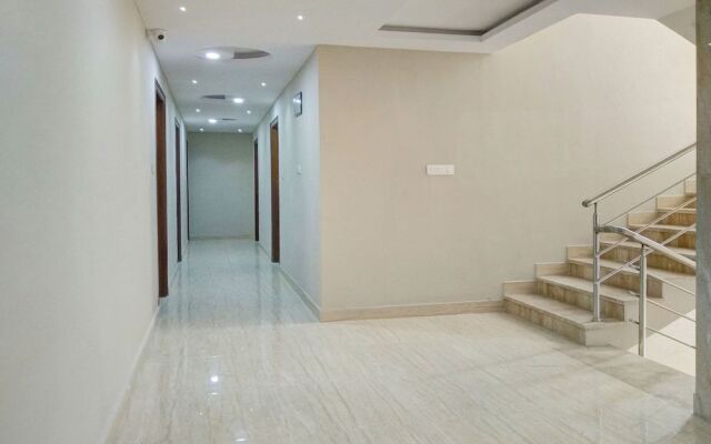 OYO 10521 GCK Suites