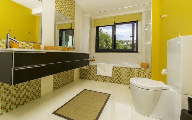 Villa Skylark by MHM