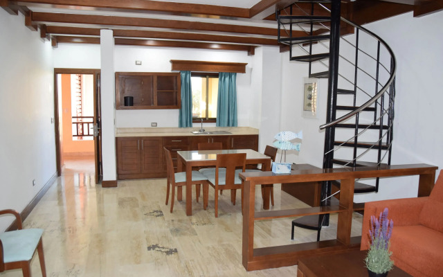 Sunset boutique hotel  All-Suites