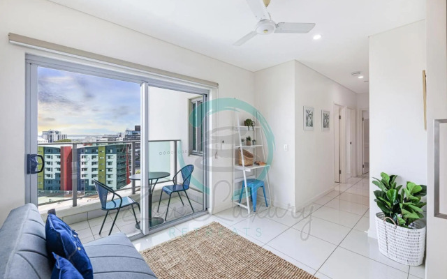 ZEN BY THE WATER - Darwin's Premier Ocean View Family Retreat