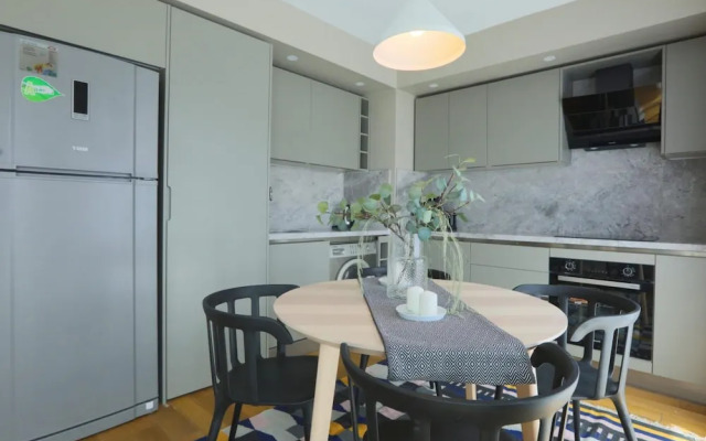 Excellent Flat w 360 Bosphorus View in Cihangir