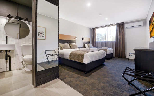 CBD Motor Inn – Guest Rooms – Coffs Harbour