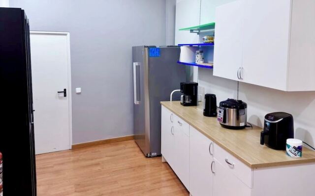 Hostel Acacias