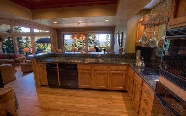 Heavenly Tree House at Lake Tahoe by RedAwning