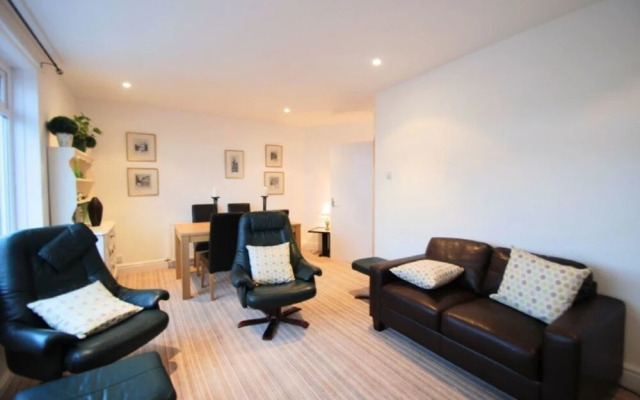 Estuary View Apartment