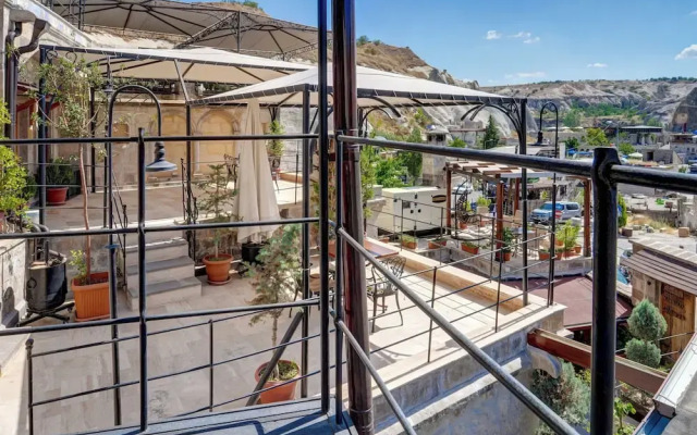 Avilla Cave Hotel