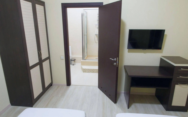 New Life Luxury Hostel