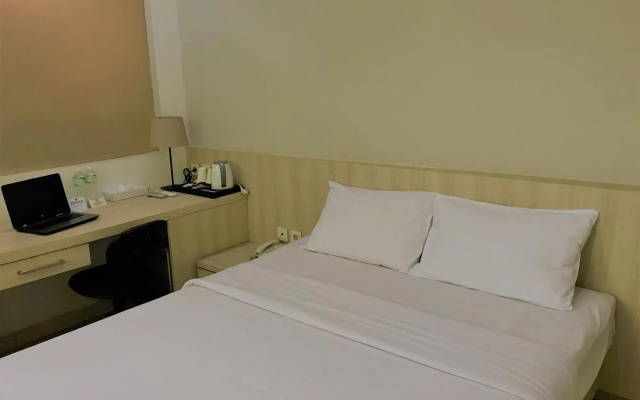 Legreen Suite Penjernihan – Guest Rooms – Jakarta