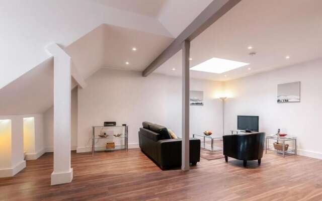 Roomspace Apartments -Friar House