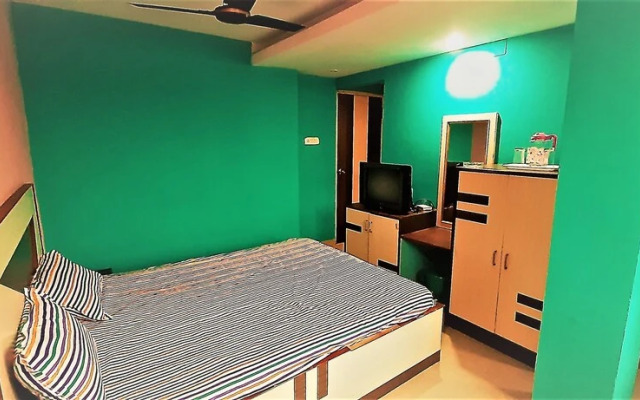 Chandrabindu n Lodge