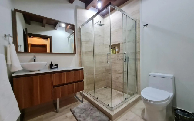 AWA-New exclusive 8 pax - 5 min from beach by Yeah