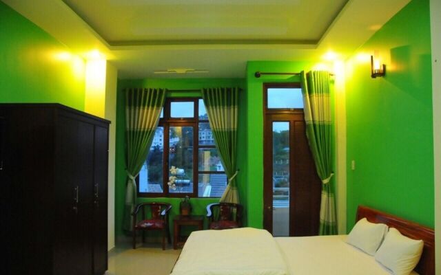 Huong Mai Glamorous Homestay