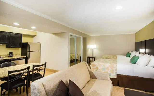 Hawthorn Suites by Wyndham Orlando International Drive