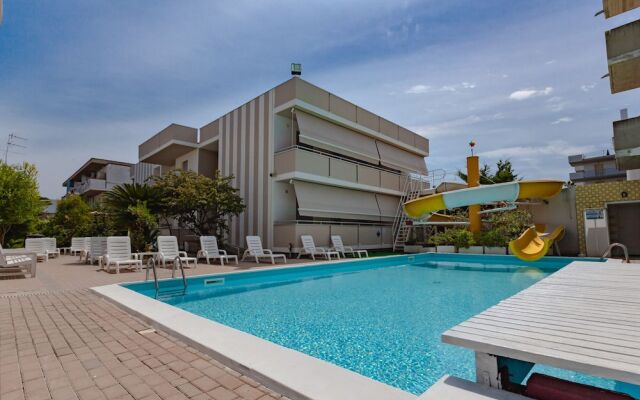 Alba Holiday Hotel & Residence