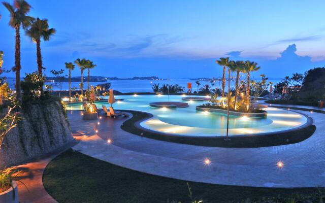 HARRIS Resort Barelang Batam