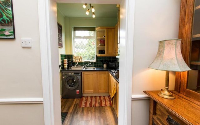 Captivating 2-bed House in Chesterfield