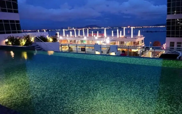 Urban Suite @ Maritime Suite