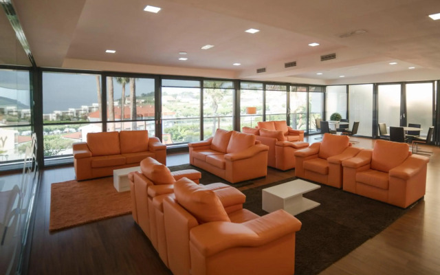 Aparthotel Atlántico Resort