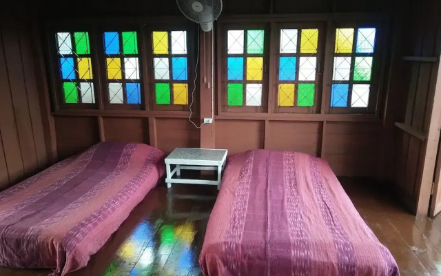 Three Moons Homestay