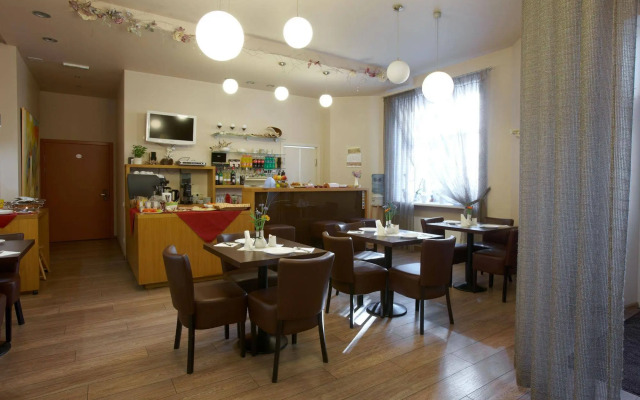 Hotel Edvards