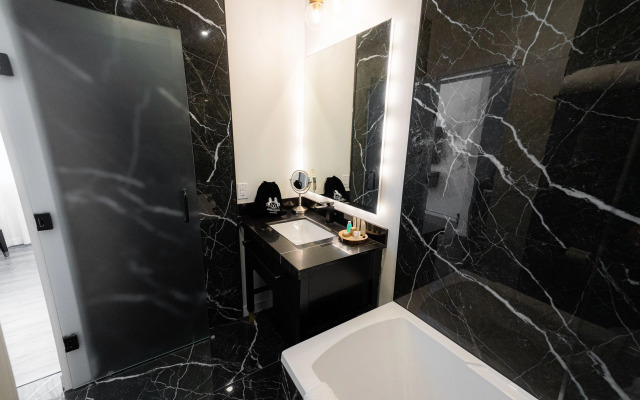 Mount Alverno Luxury Resorts