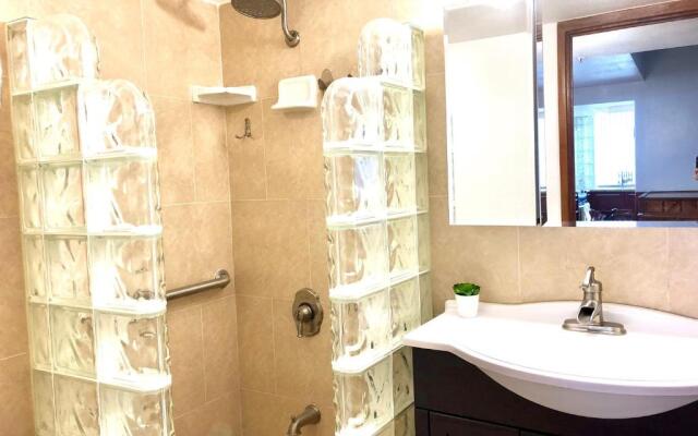 Hawaiian Monarch Penthouse 3bedroom