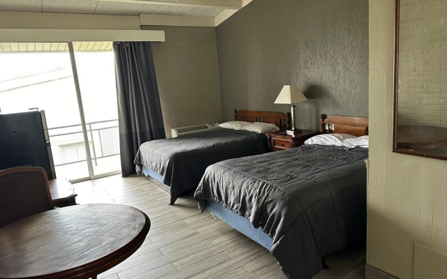 OYO Hotel Greensboro NC Southwest I-85